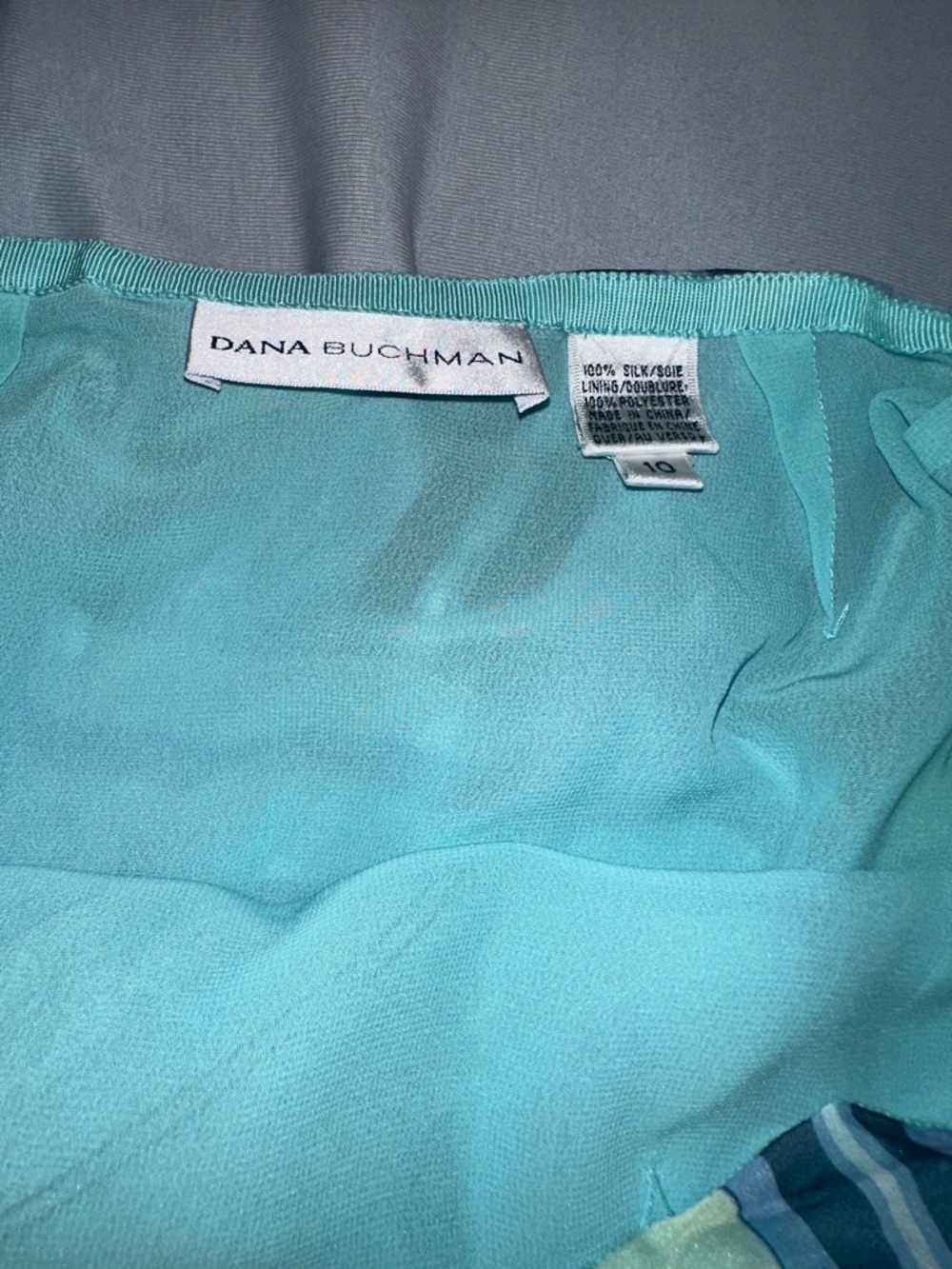 Dana Buchman classic silk lined size 10 flounce slightly asymmetrical - Picture 7 of 9